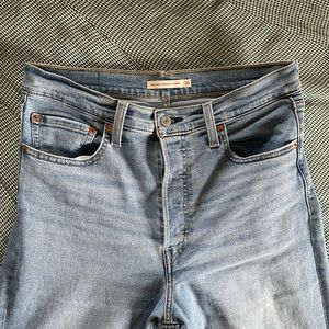 Levi’s Ribcage Straight Ankle